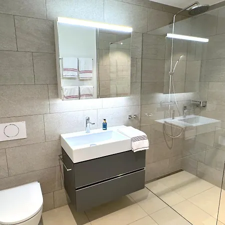 Swisshut Modern 5min West Station - Apart. Rugen 1 Holiday home *