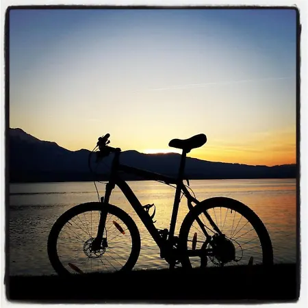 別荘 Swisshut Modern 5min West Station - Apart. Rugen 1