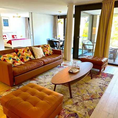 Holiday home Swisshut Modern 5min West Station - Apart. Rugen 1 *